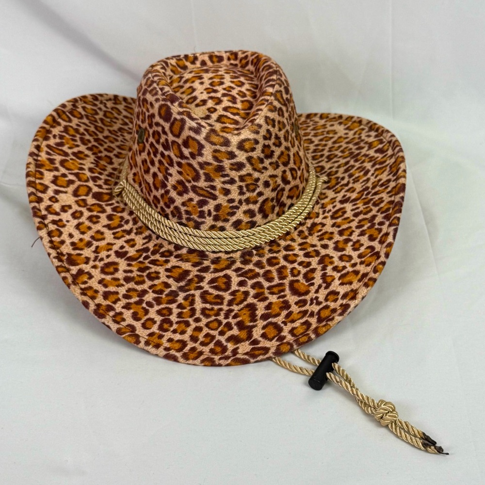 Leopard Print Cowboy Type Hat with Chin‎ Cord